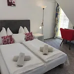 Πανσιόν Barbara Wellness Keszthely
